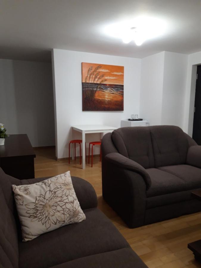 Papas Apartments Bucurestii Noi Luaran gambar
